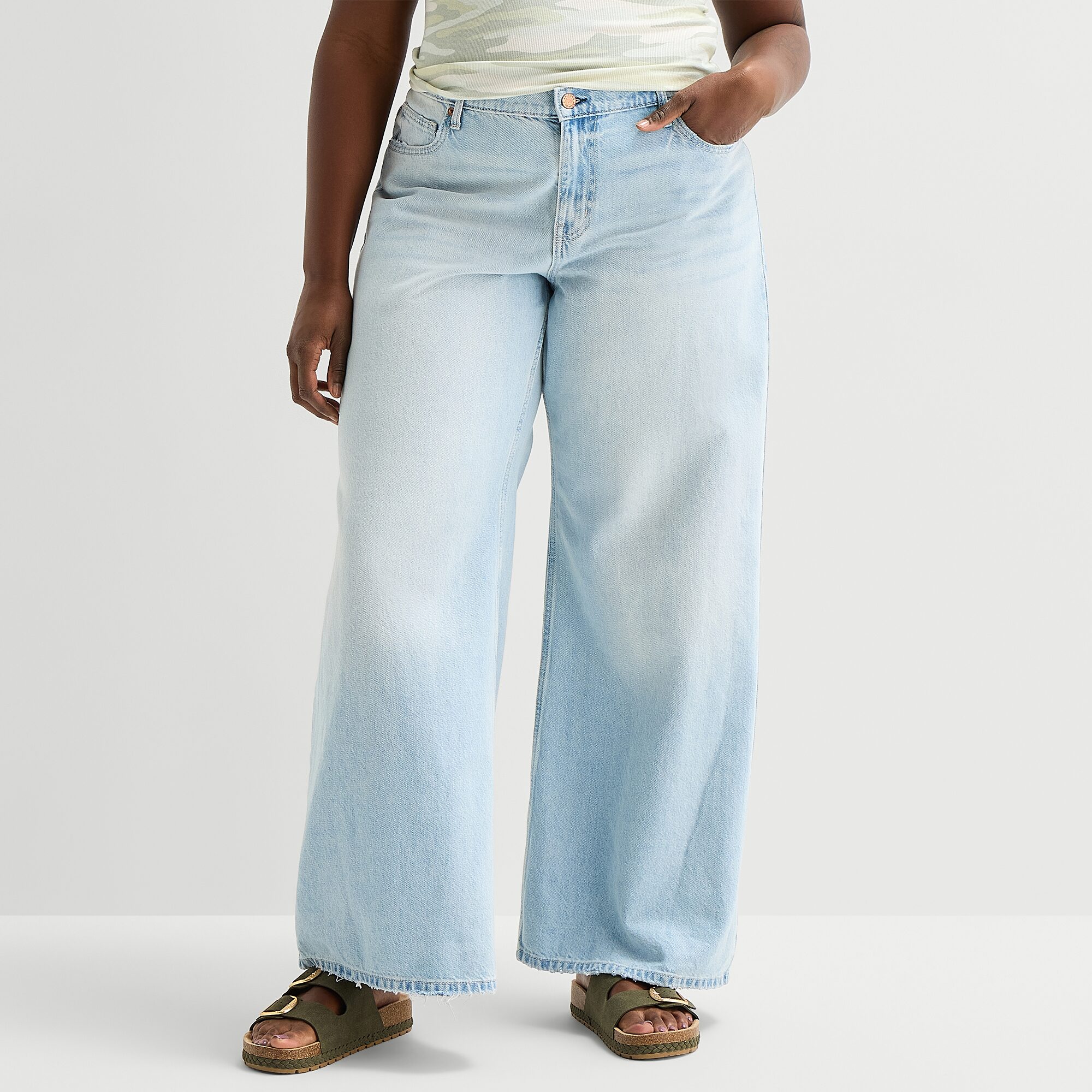 Arizona Womens Juniors Plus Low Rise Baggy Fit Jean