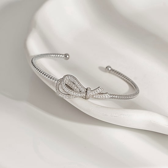 Diamonart Marilyn Monroe Womens Cubic Zirconia Sterling Silver Cuff Bracelet