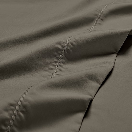 SUPERIOR® Imperia  Dash Stitch 600tc Sheet Set