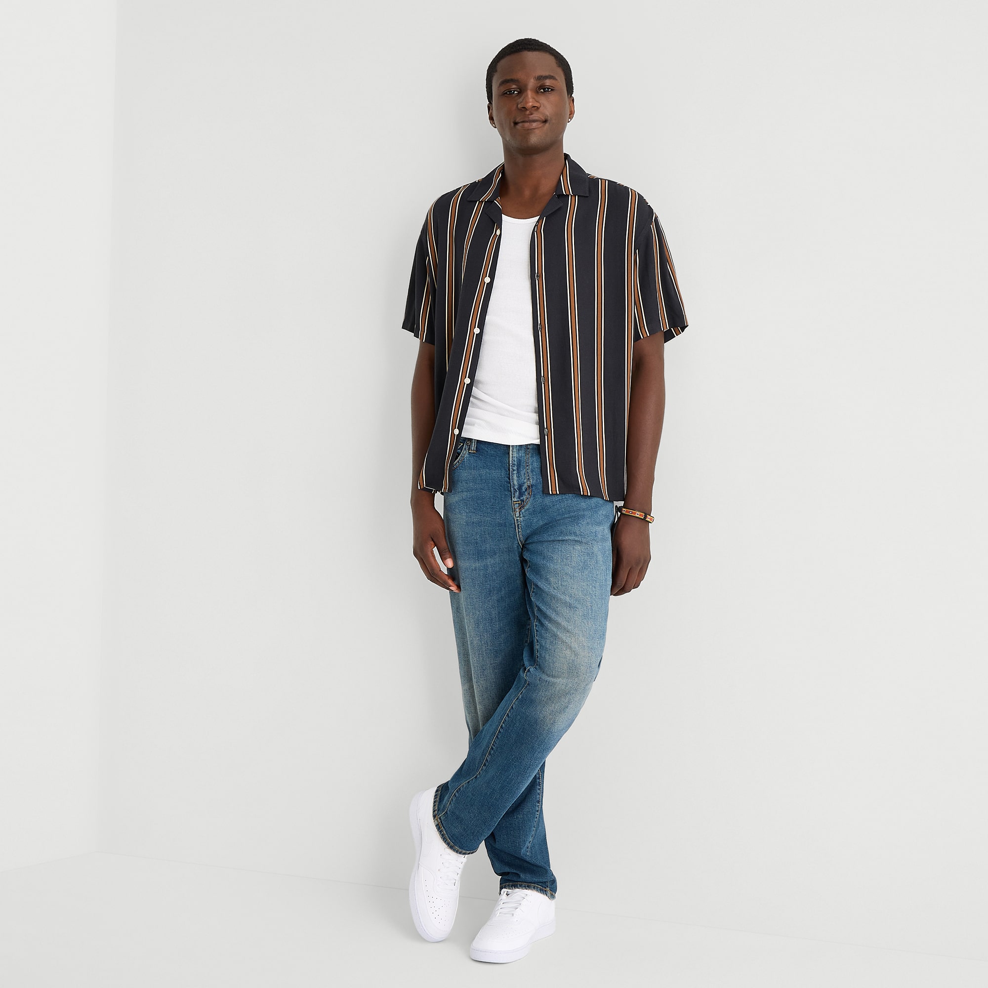 Arizona Mens Loose Fit Jean