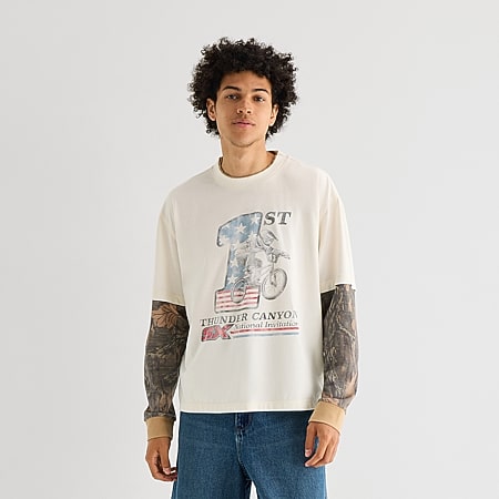 Arizona Mens Crew Neck Short Sleeve Relaxed Fit Graphic T-Shirt