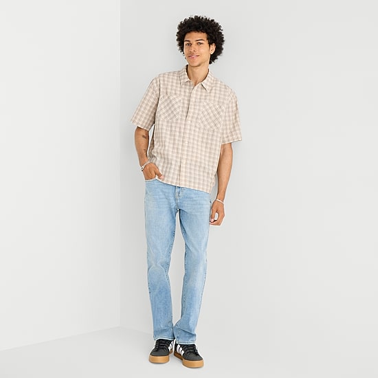 Arizona Mens Short Sleeve Boxy Fit Button-Down Shirt