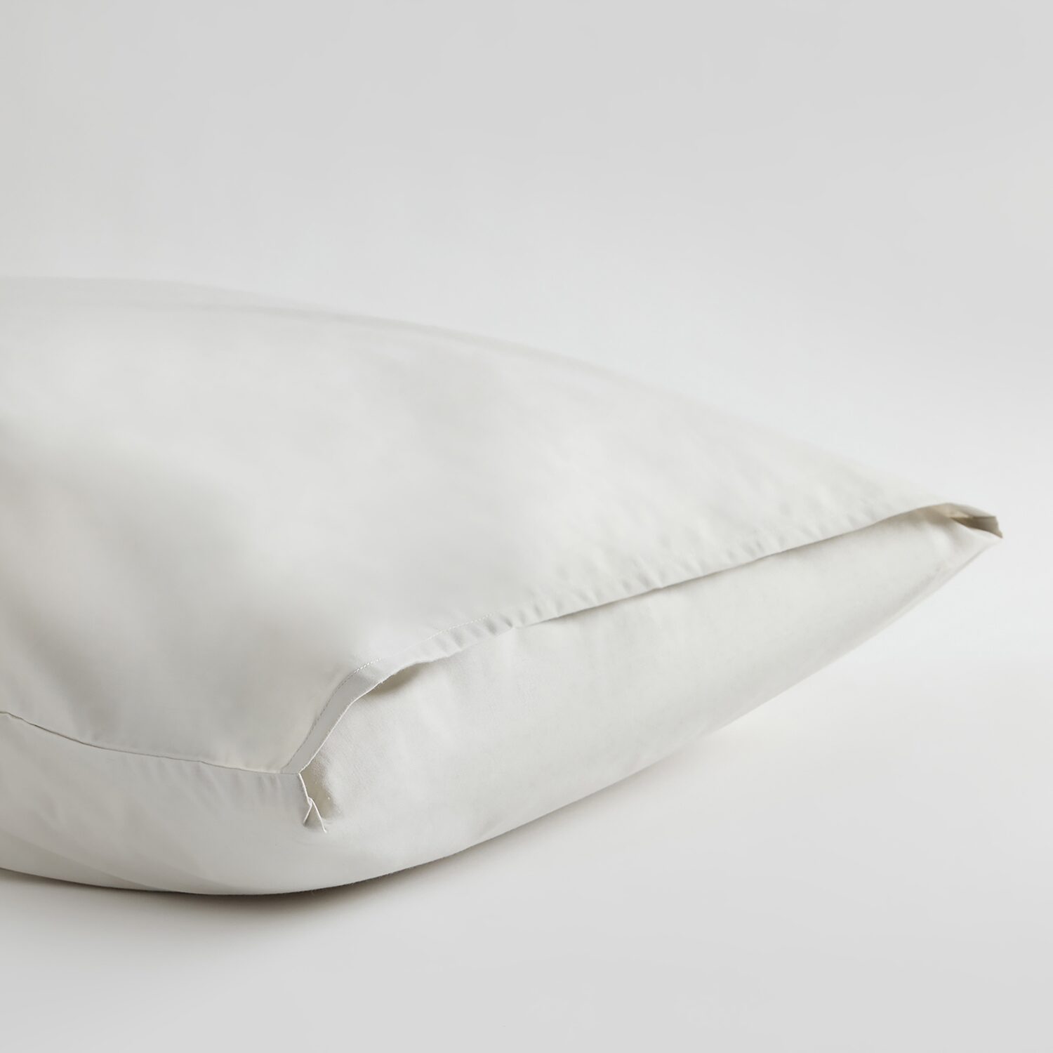 Shuteye Supply 2.5 Recycled Percale Pillowcase Set