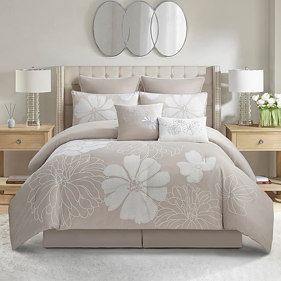 Stratford Park Illana 8-pc. Lightweight Comforter Set