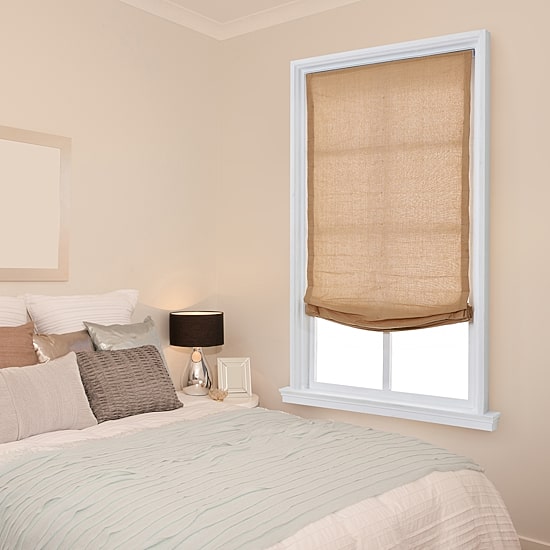 Relaxed Cordless Light-Filtering Roman Shade
