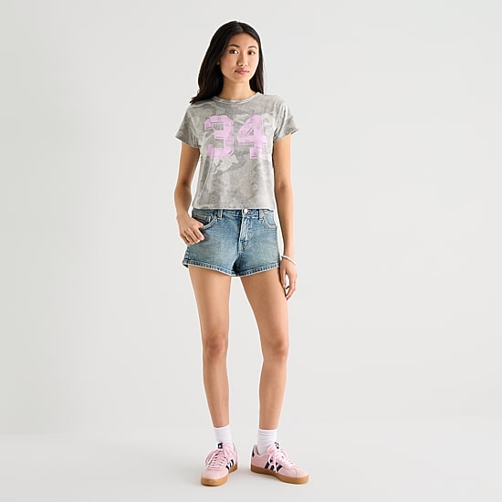 Arizona Womens Juniors Crew Neck Short Sleeve Regular Fit Graphic T-Shirt