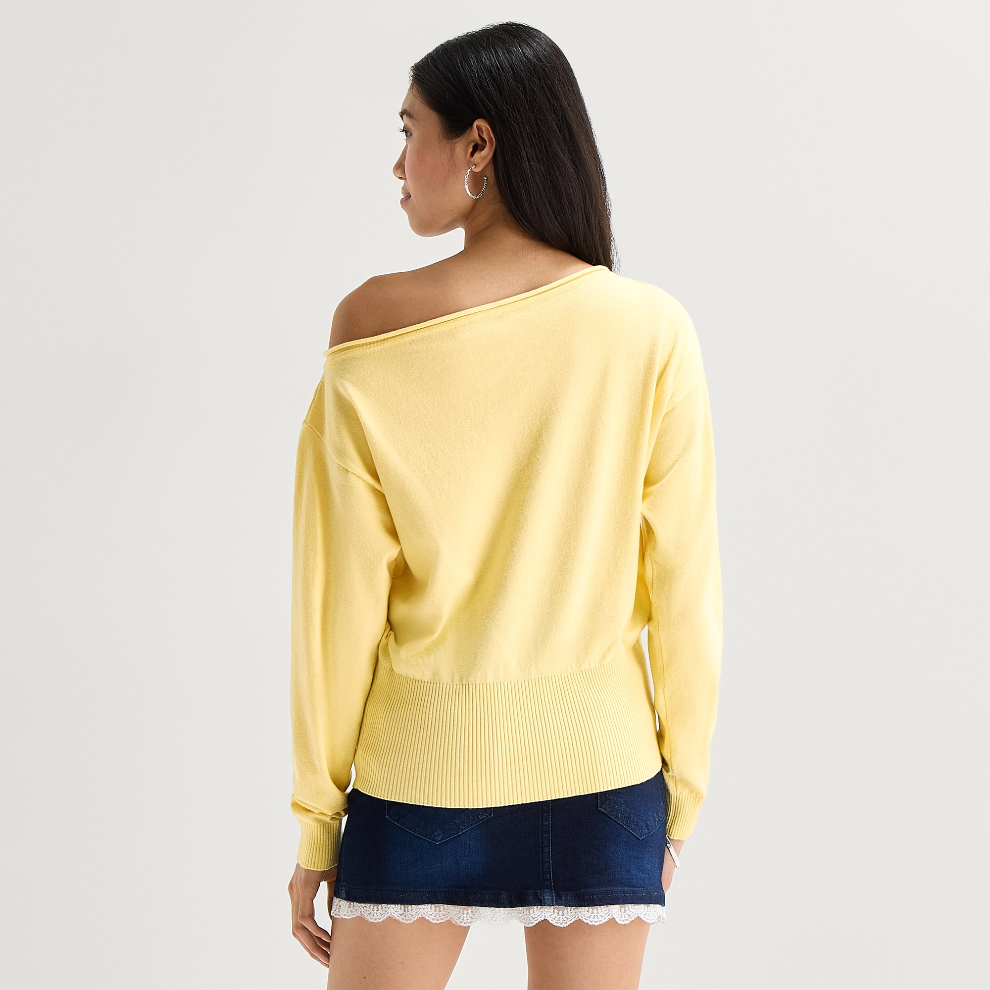 Forever 21 Juniors Womens Asymmetrical Neck Long Sleeve Striped Pullover Sweater