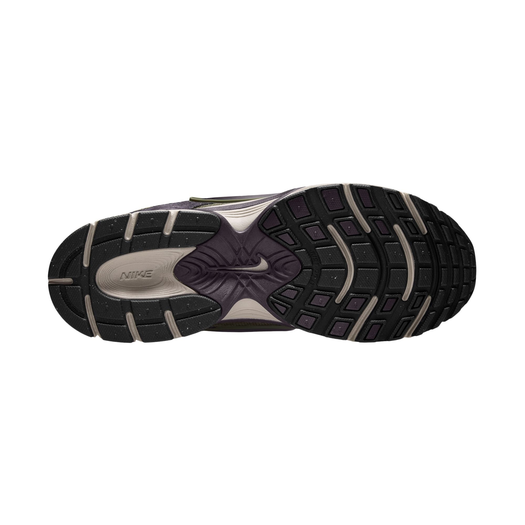 Nike V5 RNR Suede 2 Mens Sneakers