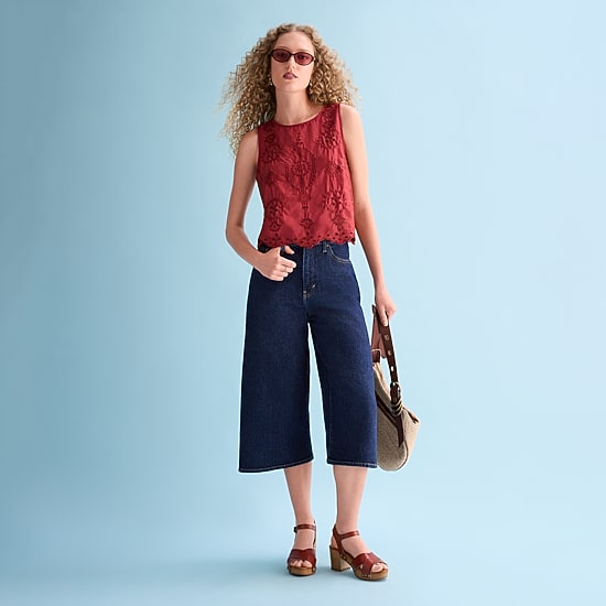A.N.A Womens Round Neck Sleeveless Blouse