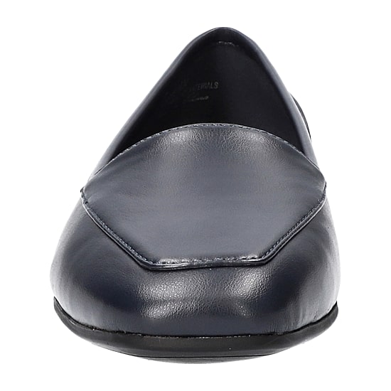 Easy Street Thrill Womens Square Closed Toe Slip-On Shoe