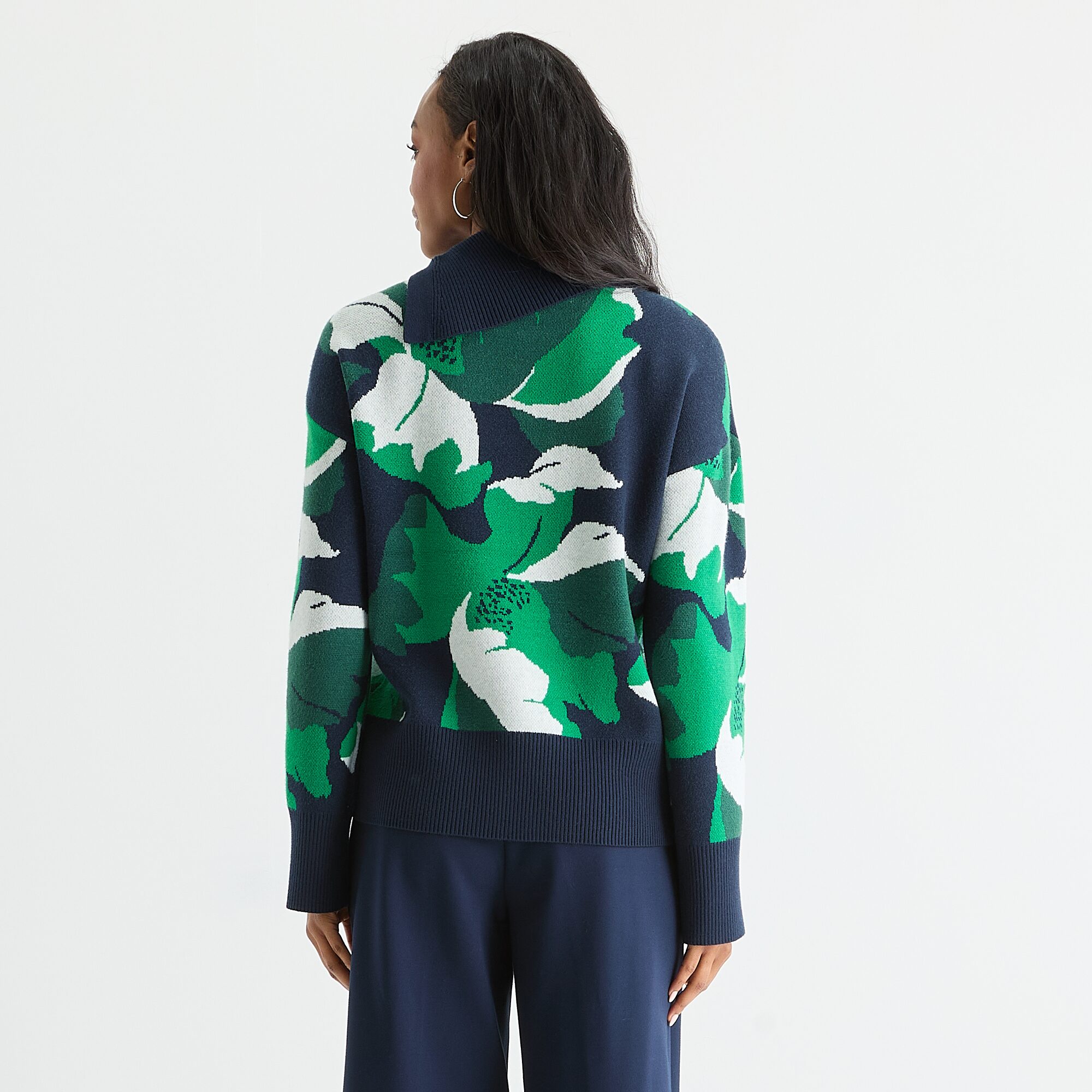 Liz Claiborne Womens Draped Neck Long Sleeve Floral Pullover Sweater