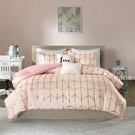 Intelligent Design Khloe Metallic Printed Comforter Set with decorative pillows