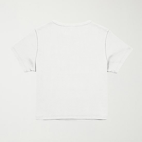 Icee Cropped Tee Womens Juniors Crew Neck Short Sleeve Regular Fit Graphic T-Shirt