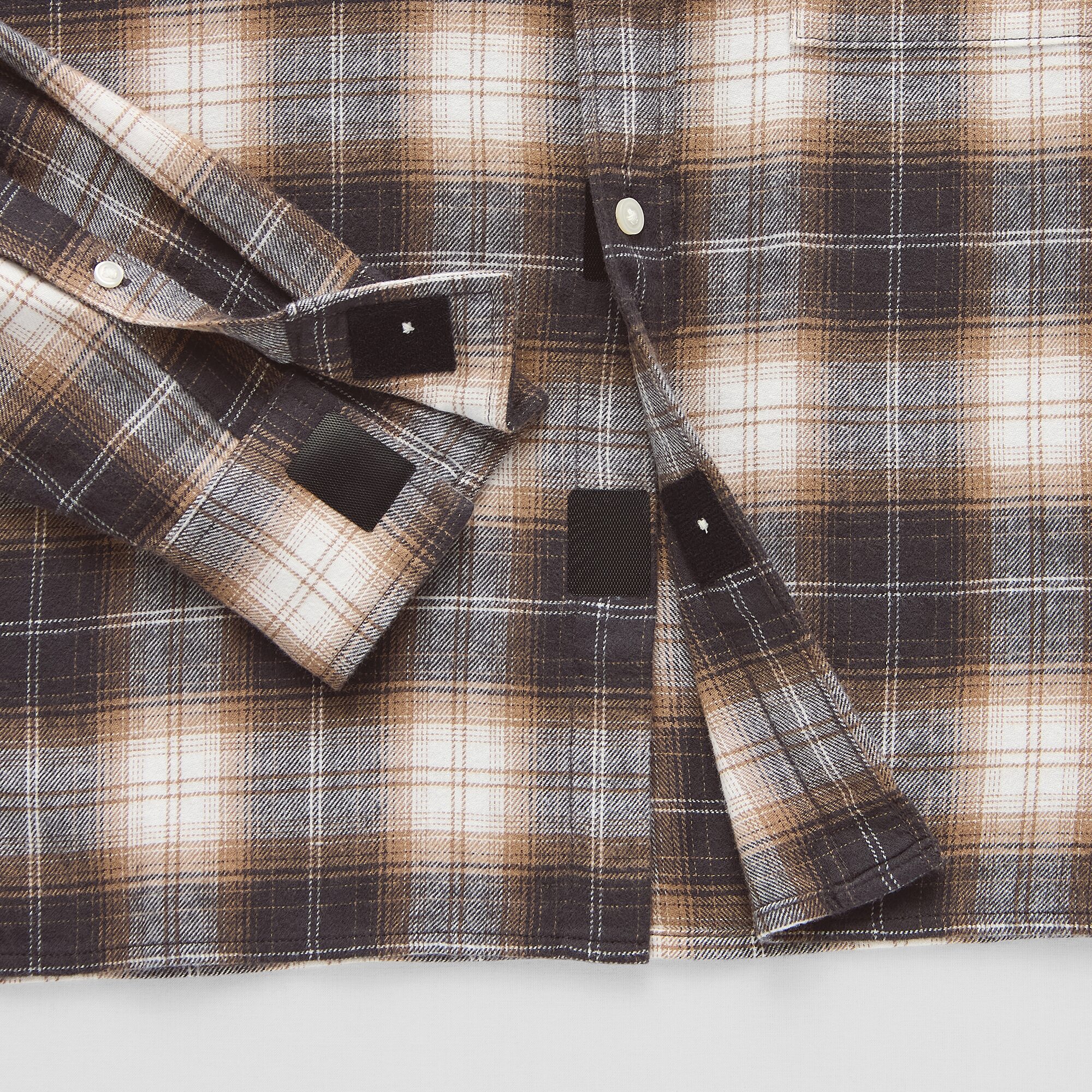 Arizona Mens Easy-on + Easy-off Long Sleeve Classic Fit Flannel Shirt
