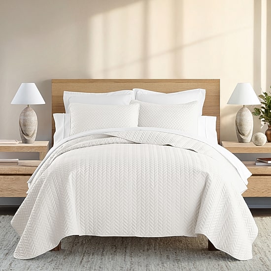 Casual Comfort Premium Ultra Soft Herringbone Pattern Quilted Coverlet Set
