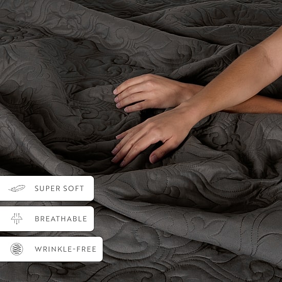 Casual Comfort Premium Ultra Soft Damask Pattern Quilted Coverlet Set