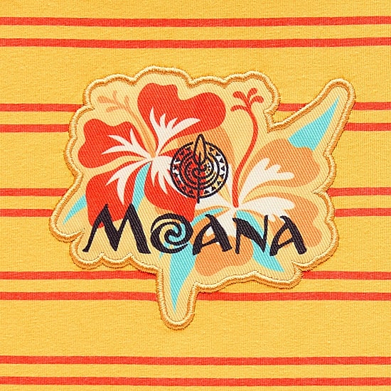 Womens Juniors Crew Neck Sleeveless Fitted Moana Graphic T-Shirt