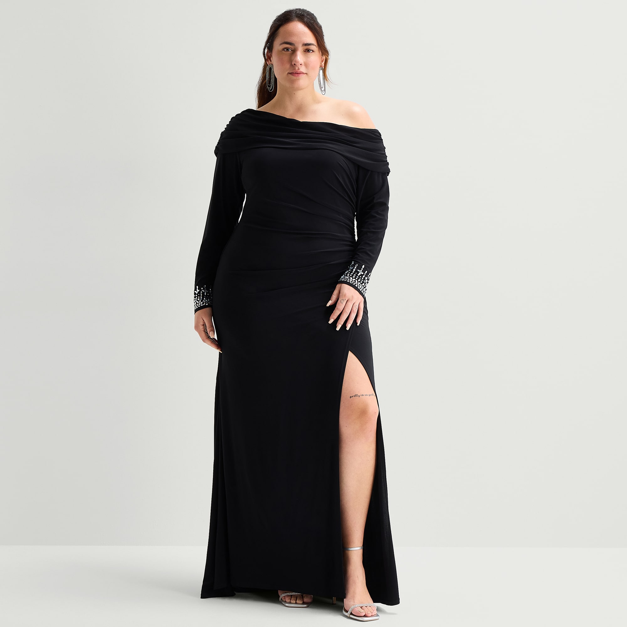 Premier Amour Womens Plus Asymmetrical Neck Long Sleeve Fitted Evening Gown