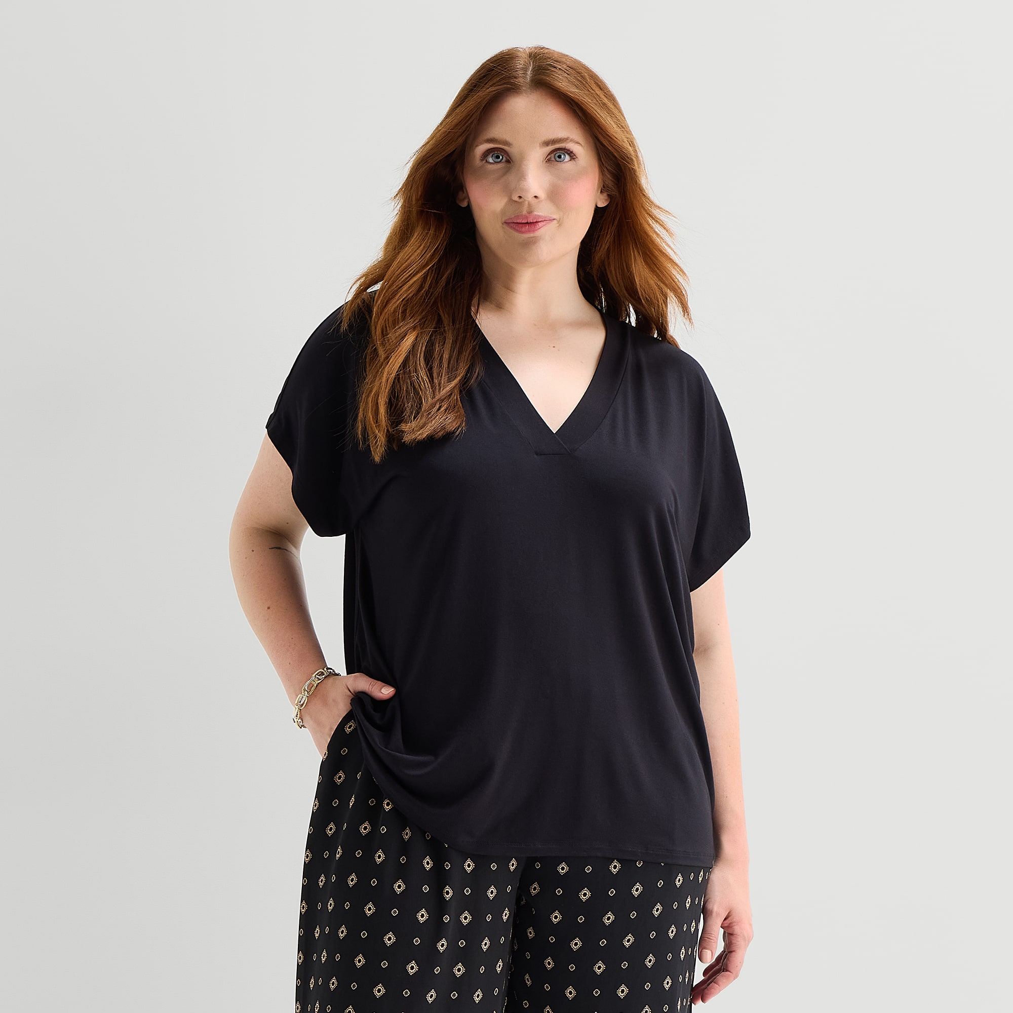 Liz Claiborne Womens Plus V Neck Short Sleeve T-Shirt