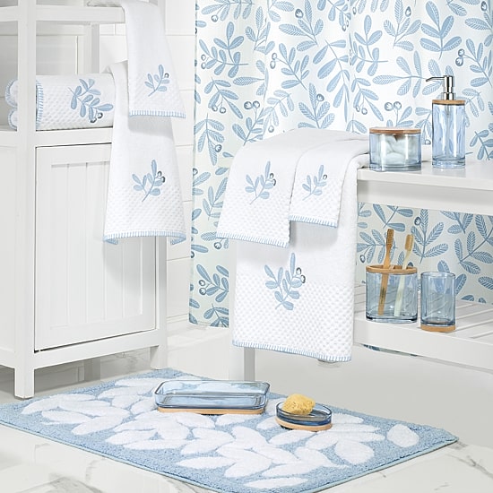 IZOD Kingsley Bath Rug