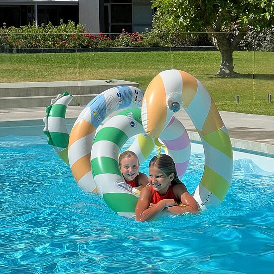SUNNYLiFE® Gnt Noodlesd Pool Float