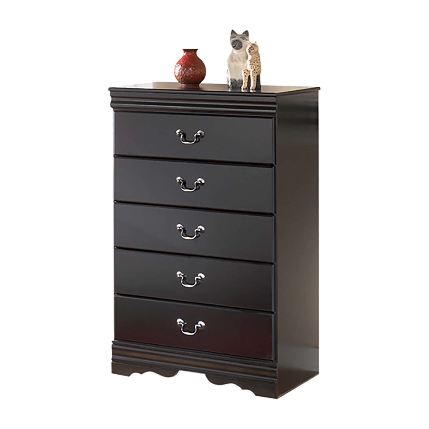 Signature Design by Ashley® Gilmore 5-Drawer Chest
