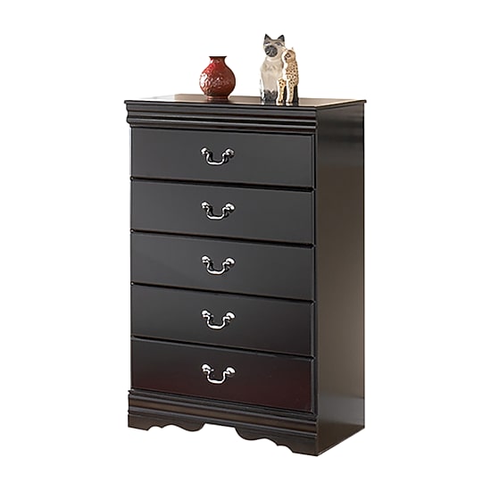 Signature Design by Ashley® Gilmore 5-Drawer Chest