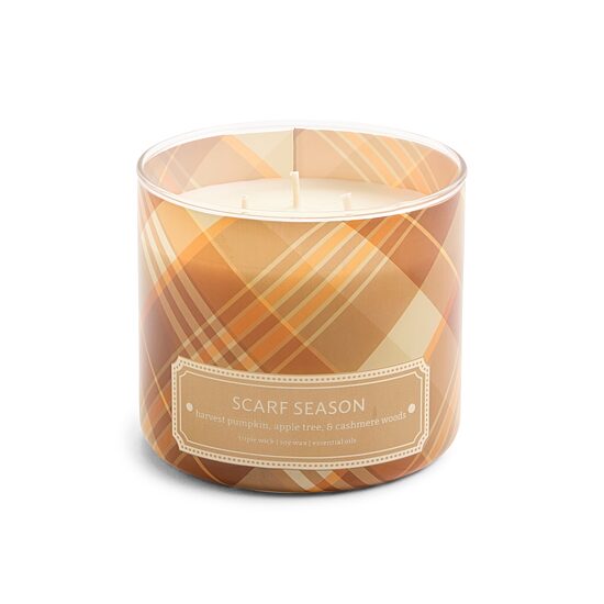 Distant Lands 14oz Scarf Season 3-Wick Scented Jar Candle