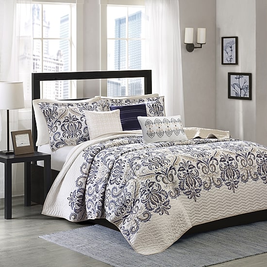 Madison Park Cardiff 6-Pc Reversible Quilt Set With Throw Pillows