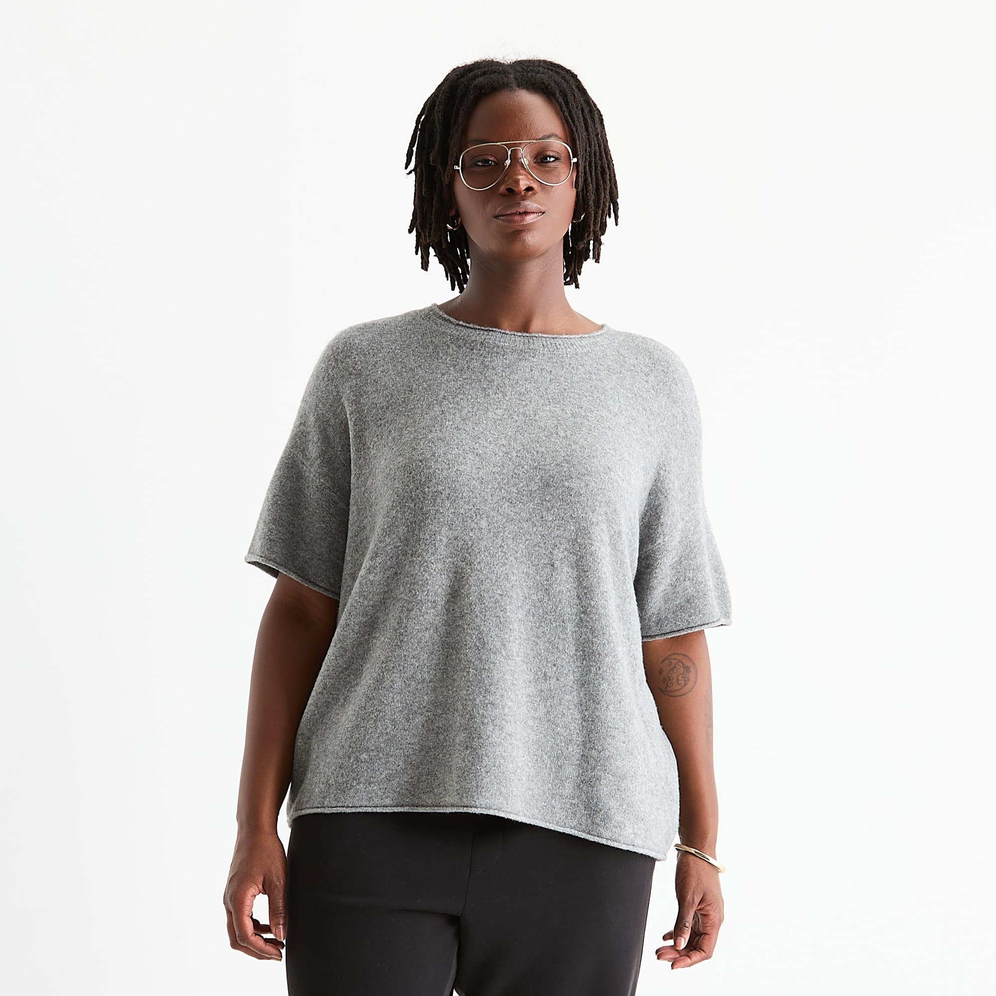Stylus Plus Womens Crew Neck Short Sleeve Pullover Sweater