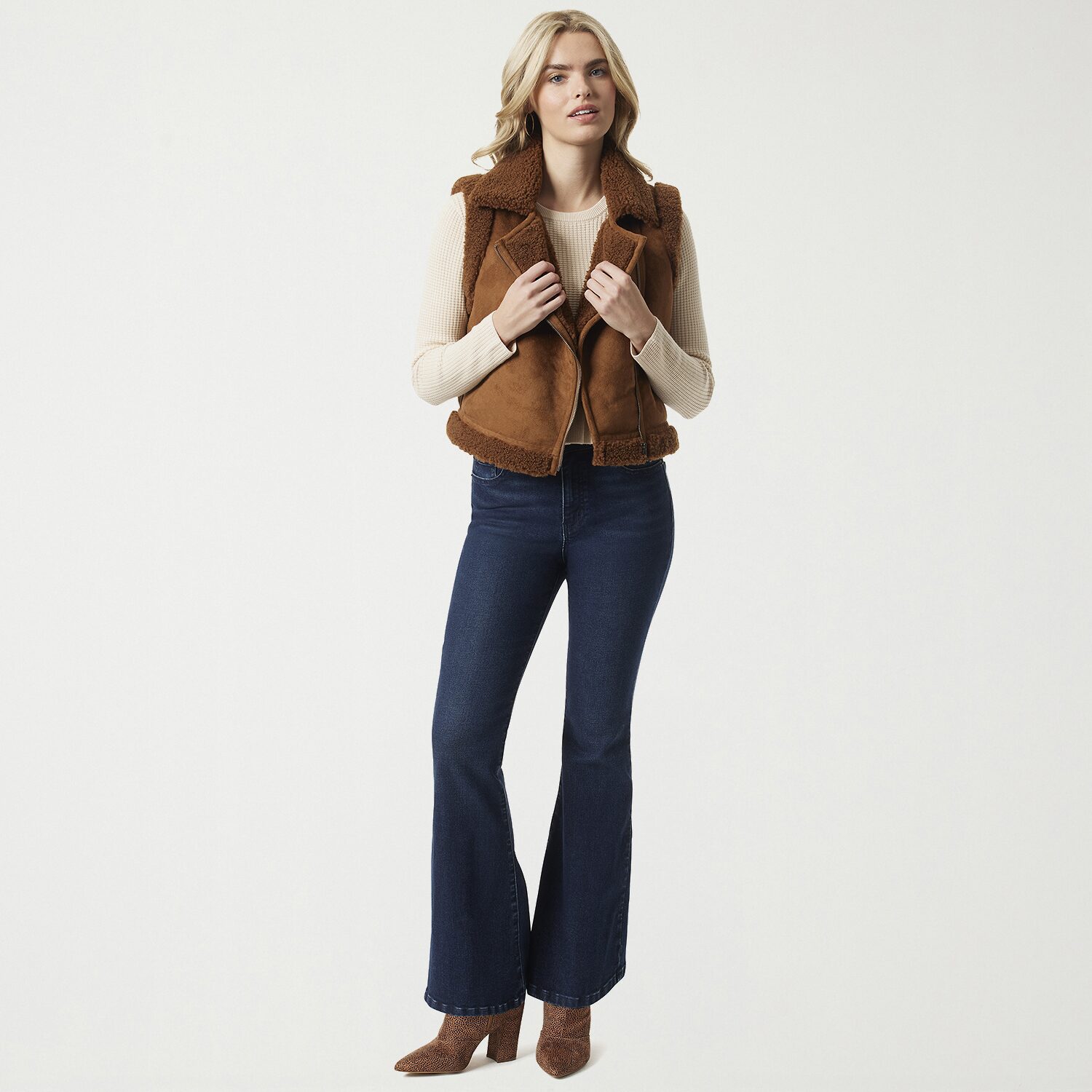JS Jessica Simpson Womens Faux Shearling Midweight Vest Coat
