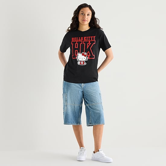 Hello Kitty Boyfriend Tee Womens Juniors Crew Neck Short Sleeve Loose Fit Hello Kitty Graphic T-Shirt