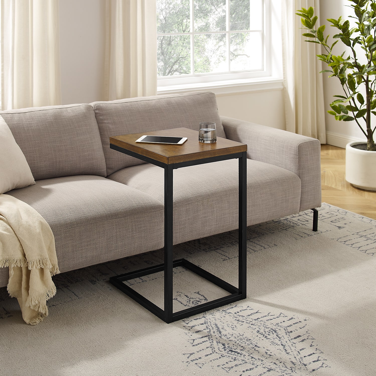 Linon Braniff End Table