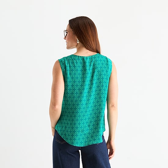 Liz Claiborne Womens Split Crew Neck Sleeveless Shell