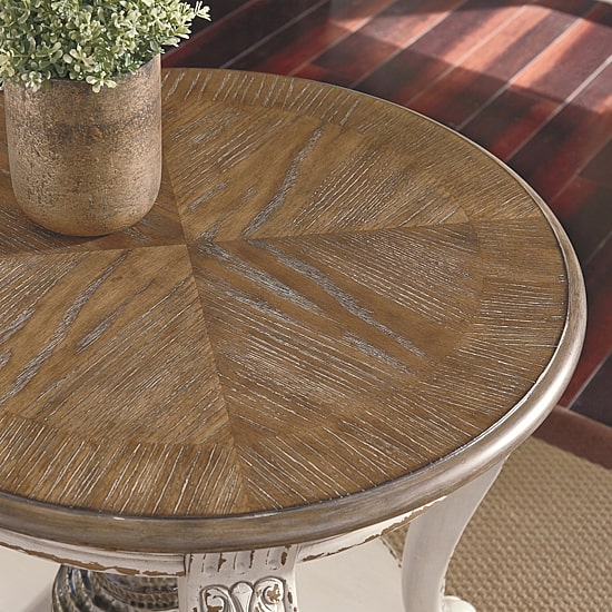 Signature Design by Ashley Realyn 26" Round End Table