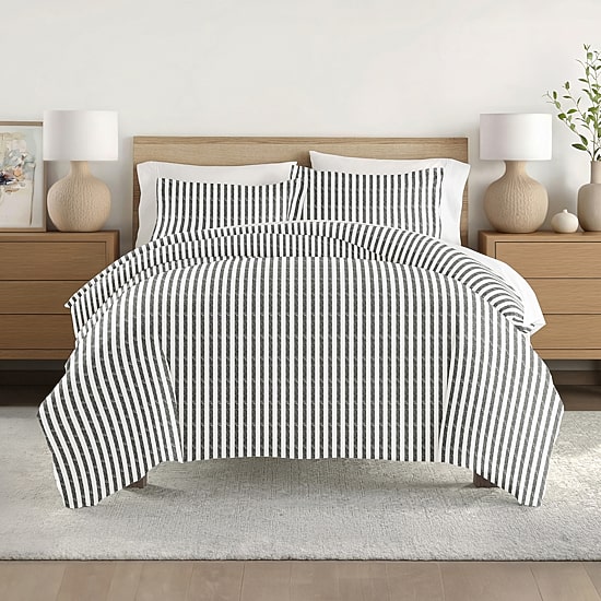 Casual Comfort Premium Ultra Soft Puffed Rugged Stripes Duvet Cover Set