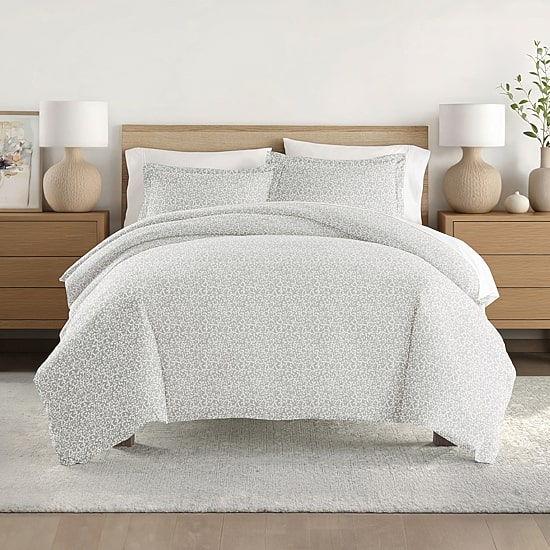 Casual Comfort Premium Ultra Soft 3-pc. Vine Trellis Print Duvet Cover Set