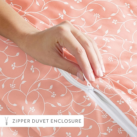 Casual Comfort Premium Ultra Soft Pink Buds Duvet Cover Set
