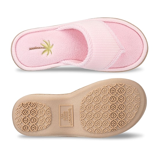 Isotoner Seersucker Thong Womens Round Slip-On Shoe