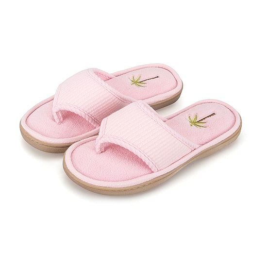 Isotoner Seersucker Thong Womens Round Slip-On Shoe