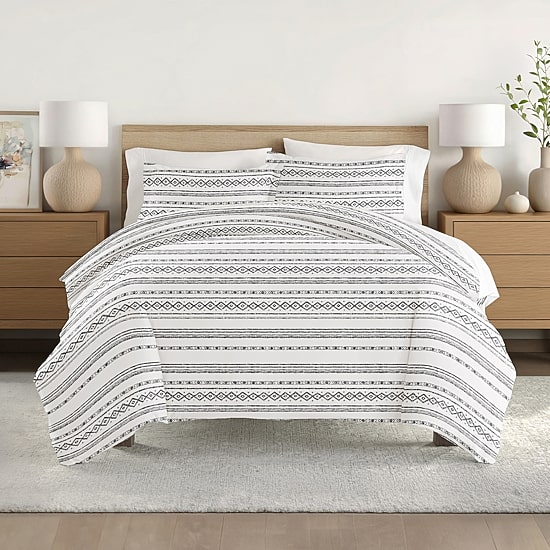 Casual Comfort Geo Threads Pattern Oversized Duvet Cover Set
