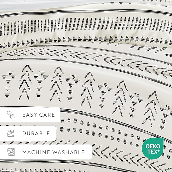Casual Comfort Arrow Dreams Patterned Duvet Cover Set
