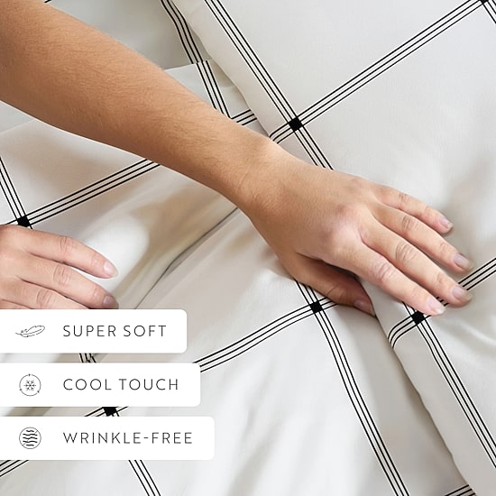 Casual Comfort Grid Patterned Duvet Cover Set