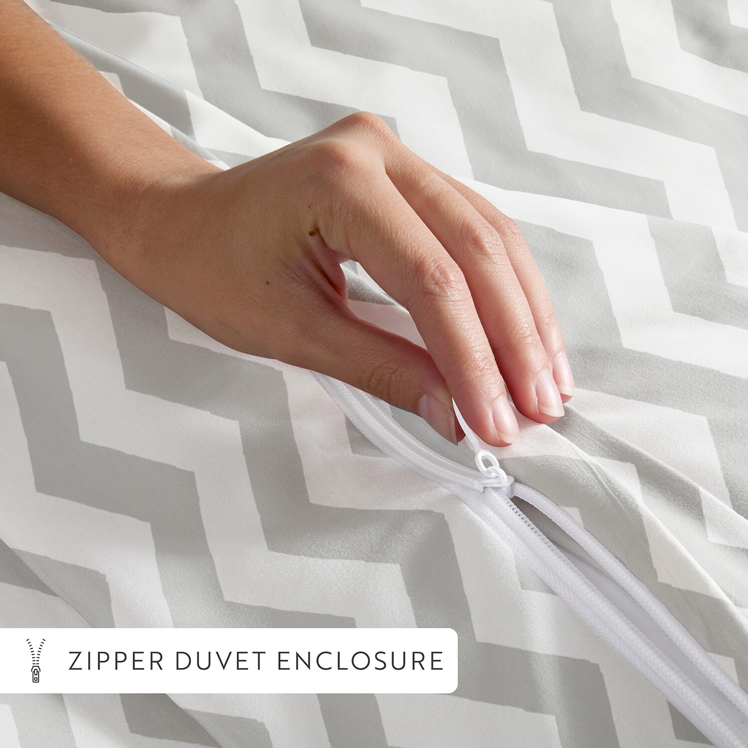 Casual Comfort Premium Ultra Soft Arrow Pattern Duvet Cover Set