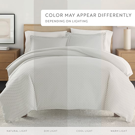 Casual Comfort Premium Ultra Soft Quatrefoil Pattern Duvet Cover Set