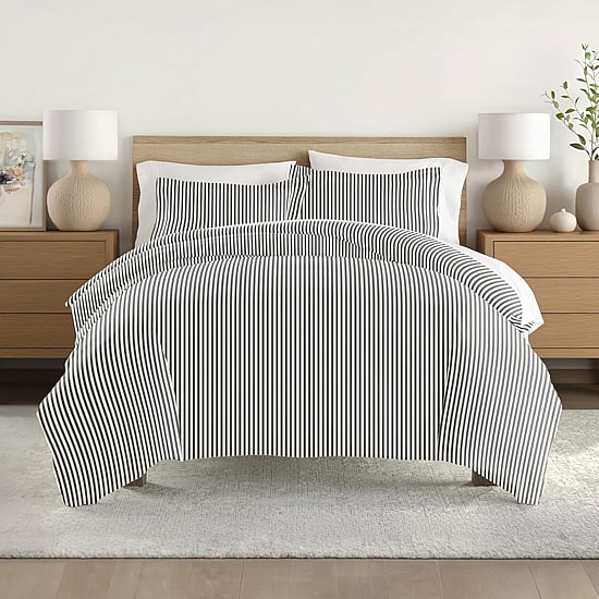 Casual Comfort Premium Ultra Soft Ribbon Pattern Duvet Cover Set