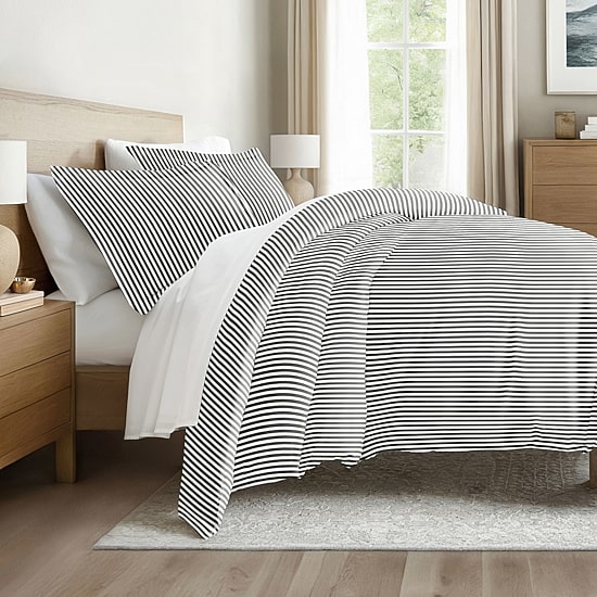 Casual Comfort Premium Ultra Soft Ribbon Pattern Duvet Cover Set