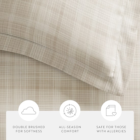 Casual Comfort™ Premium Ultra Soft Thatch Pattern Duvet Cover Set