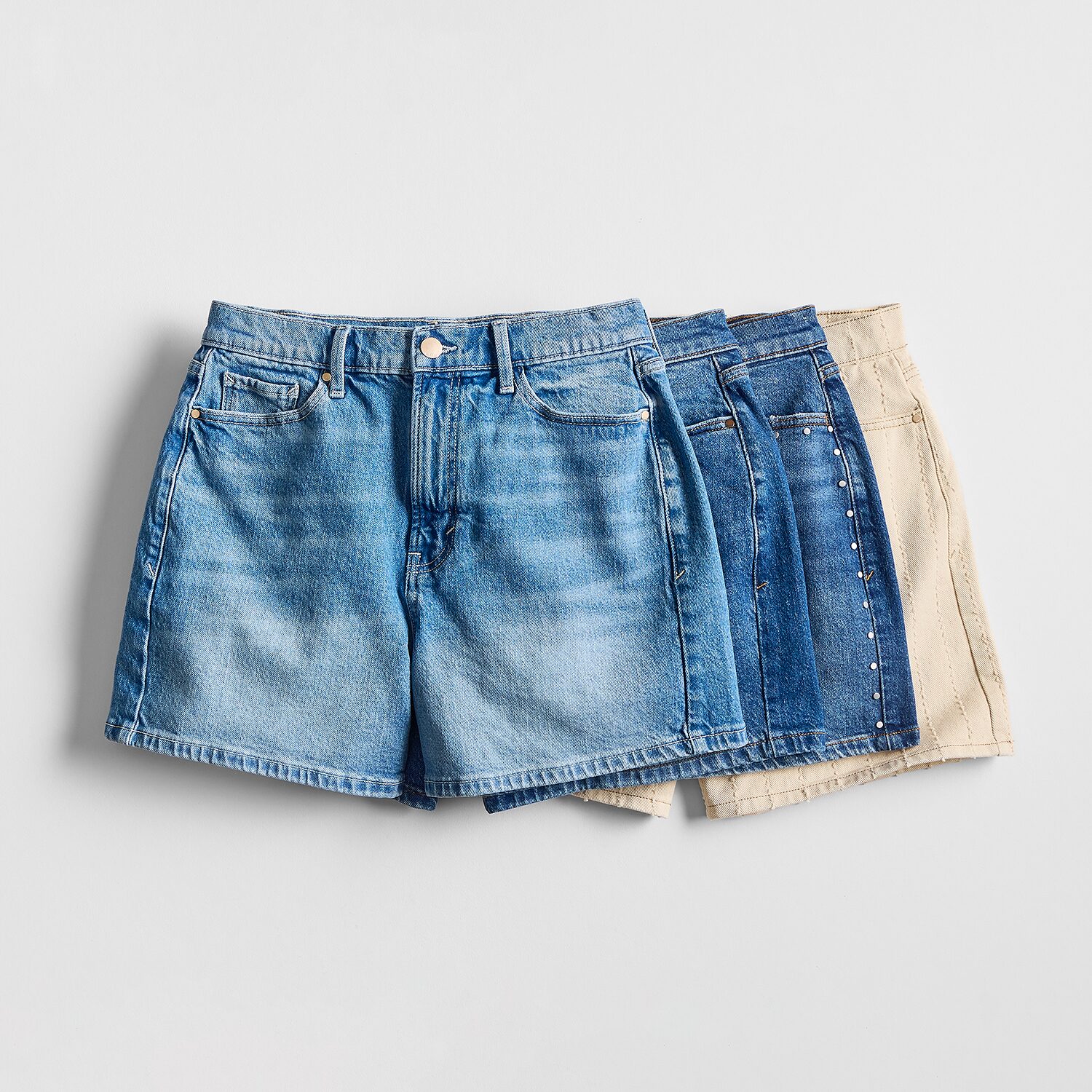 a.n.a A-Line Womens Highest Rise 5" Denim Short