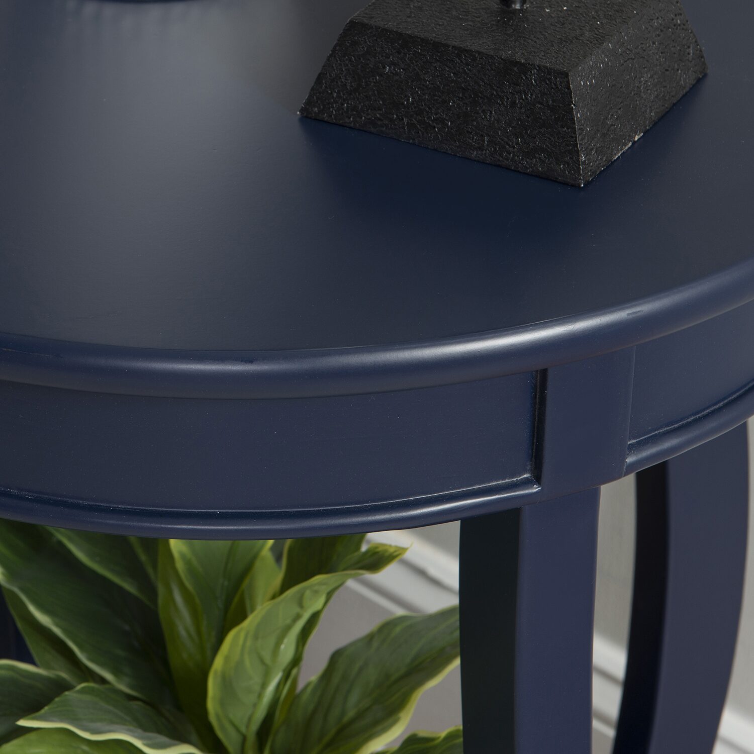 Linon Round Free Standing Side Table